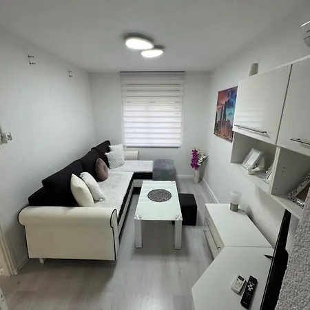 Elma Sarajevo1 Free Parking * SJJ