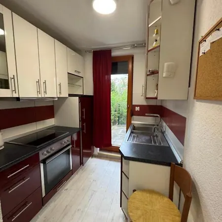 Elma Sarajevo1 Free Parking アパート サラエヴォ